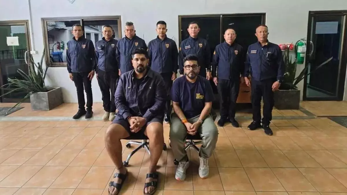 गोवा नाइटक्लब अग्निकांड: लूथरा ब्रदर्स को बैंकाक में किया गया शिफ्ट, इमिग्रेशन सेंटर में रखे गए गोवा नाइटक्लब अग्निकांड: लूथरा ब्रदर्स को बैंकाक में किया गया शिफ्ट, इमिग्रेशन सेंटर में रखे गए