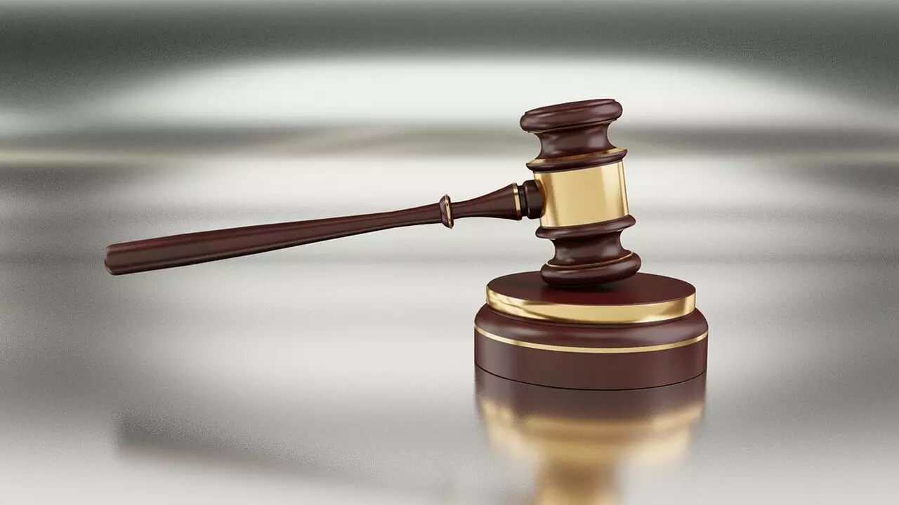 ‘ओएमजी’ जैसी कहानी: कोविड को माना गया ‘एक्ट ऑफ गॉड’, आयोग ने रिसॉर्ट को लौटानी पड़ी 4 लाख की अग्रिम राशि