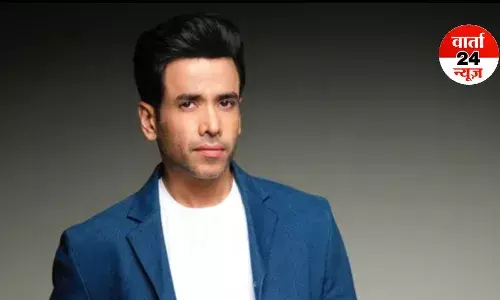 यूपीकेएल की टीम गजब गाजियाबाद से जुड़े एक्टर तुषार कपूर, सीजन-2 के मैच 24 से नोएडा में, देखें वीडियो यूपीकेएल की टीम गजब गाजियाबाद से जुड़े एक्टर तुषार कपूर, सीजन-2 के मैच 24 से नोएडा में, देखें वीडियो