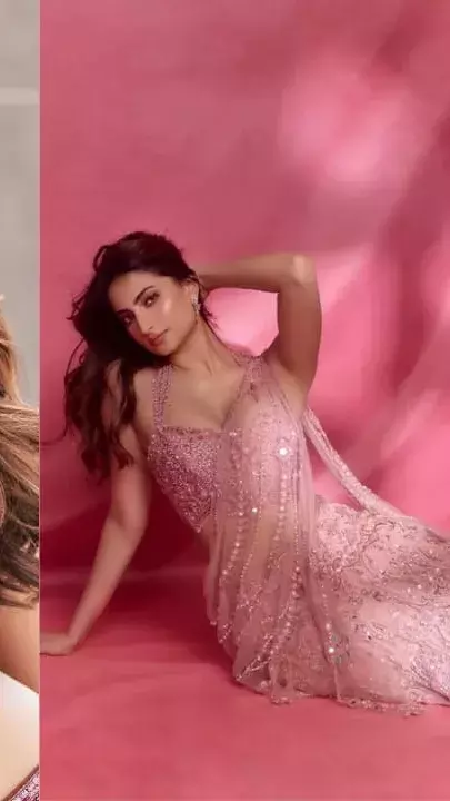 पिंक लहंगा-डीप नेकलाइन ब्लाउज में पलक तिवारी ने कहर ढाया! फैंस ने कहा- प्रिंसेस लग रही... पिंक लहंगा-डीप नेकलाइन ब्लाउज में पलक तिवारी ने कहर ढाया! फैंस ने कहा- प्रिंसेस लग रही...