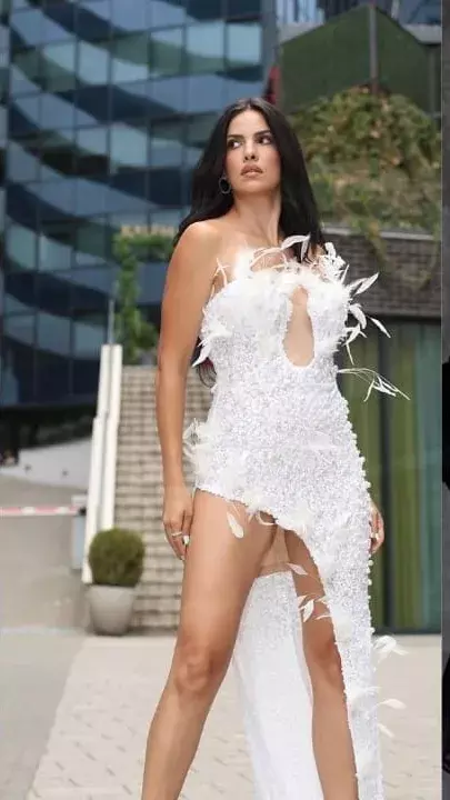 इस क्रिकेटर की Ex वाइफ के अप्सरा लुक ने मचाया कहर, फैंस बोले- उफ! गदर मचा दिया... इस क्रिकेटर की Ex वाइफ के अप्सरा लुक ने मचाया कहर, फैंस बोले- उफ! गदर मचा दिया...