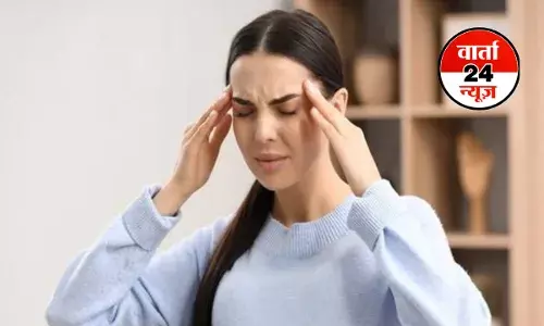 सर्दी में सिर दर्द गर्मी से अलग होता है, बचना चाहते हैं तो घर बैठे ये करें... सर्दी में सिर दर्द गर्मी से अलग होता है, बचना चाहते हैं तो घर बैठे ये करें...