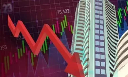 शेयर बाजार लुढ़का, सेंसेक्स 356 अंक टूटा, निफ्टी भी फिसली शेयर बाजार लुढ़का, सेंसेक्स 356 अंक टूटा, निफ्टी भी फिसली