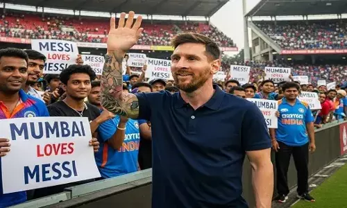 मेसी की मुंबई से दिल्ली फ्लाइट में देरी, पीएम मोदी से मुलाकात नहीं मेसी की मुंबई से दिल्ली फ्लाइट में देरी, पीएम मोदी से मुलाकात नहीं