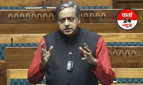 महात्मा गांधी का नाम हटाना राष्ट्रपिता के साथ अन्याय... राम जी विधेयक पर शशि थरूर ने जताया विरोध, जानें क्यों हो रहा है बिल का विरोध