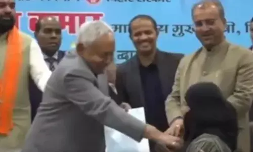 बिहार मेें हिजाब वाली घटना के मामले में सीएम नीतीश बुरे फंसे, पाकिस्तानी डॉन ने दी धमकी! कहा-माफी मांगो नहीं तो...