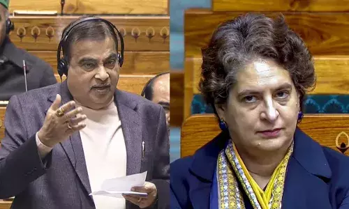 Winter Session: सर आपसे मिलने का वक्त मांग रही हूं ...प्रियंका गांधी ने संसद में नितिन गडकरी से मांगा अपॉइंटमेंट Winter Session: सर आपसे मिलने का वक्त मांग रही हूं ...प्रियंका गांधी ने संसद में नितिन गडकरी से मांगा अपॉइंटमेंट