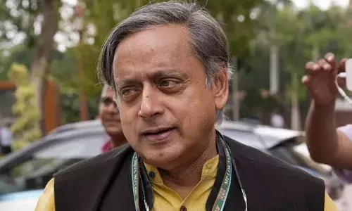 लखनऊ में चौथा टी20 मैच कैंसिल होने के बाद शशि थरूर ने दिया बयान, कहा- अब यहां होने चाहिए मैच... लखनऊ में चौथा टी20 मैच कैंसिल होने के बाद शशि थरूर ने दिया बयान, कहा- अब यहां होने चाहिए मैच...