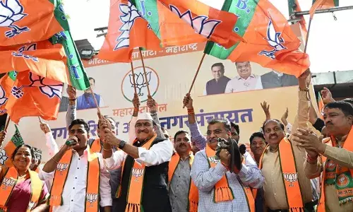 महाराष्ट्र निकाय चुनावों में भाजपा की ऐतिहासिक जीत, महायुति 200 के पार; विपक्ष ने ईवीएम और चुनाव प्रक्रिया पर उठाए सवाल