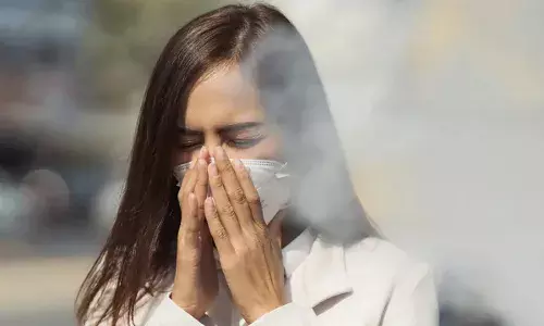 POLLUTION: प्रदूषण से बीमार पड़ रहे हैं दिल्ली एनसीआर के लोग, ज्यादातर खांसी, जुकाम, बुखार के मरीज बढ़े