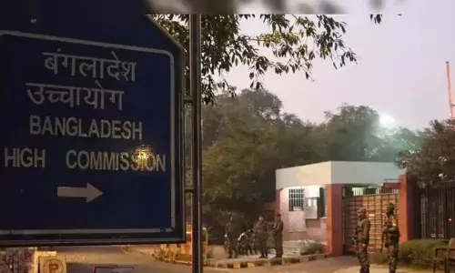 भारत की कार्रवाई से बौखलाया बांग्लादेश, भारतीयों के लिए वीजा सेवा पर लगाई रोक