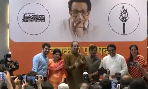 20 साल बाद परिवार का मिलन! उद्धव-राज ठाकरे गठबंधन का एलान, बोले- हम दोनों भाई साथ है...