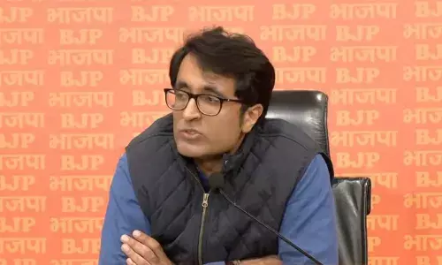 उद्धव-राज ठाकरे गठबंधन पर बीजेपी का हमला, बोली- दो परिवारवादी एक हुए