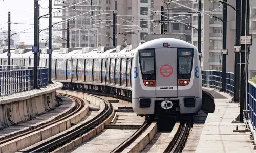 आज DELHI METRO की 23वीं वर्षगांठ, पहली मेट्रो अब भी दौड़ रही ट्रैक पर, जानें किस मार्ग से ट्रेन आई थी भारत ?