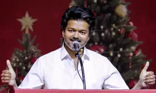 विजय की आखिरी फिल्म! जन नायकन के ऑडियो लॉन्च इवेंट में मलेशियाई पुलिस ने लगाई कई पाबंदियां, समारोह में नहीं कर पाएंगे ये काम विजय की आखिरी फिल्म! जन नायकन के ऑडियो लॉन्च इवेंट में मलेशियाई पुलिस ने लगाई कई पाबंदियां, समारोह में नहीं कर पाएंगे ये काम