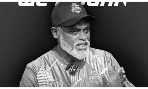 क्रिकेट जगत के लिए बुरी खबर! मैदान पर आया हार्ट अटैक, हॉस्पिटल में हुई दिग्गज कोच की मौत