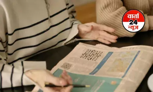 ...ताकि बच्चे मोबाइल से हो सकें दूर, यूपी सरकार ने लिया बड़ा फैसला, जानें अब स्कूली छात्रों में पढ़ने की आदत को कैसे दिया जाएगा बढ़ावा