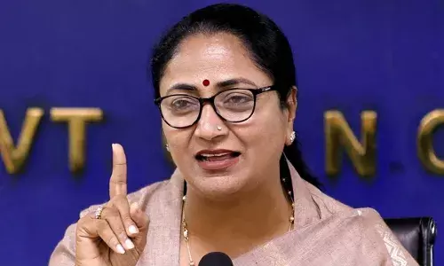 दिल्ली में महिलाओं को बड़ी सौगात: 5100 को मुफ्त गैस कनेक्शन, स्मार्ट कार्ड से बसों में फ्री सफर जल्द