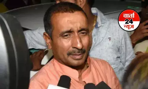 उन्नाव रेप केस: सुप्रीम कोर्ट के फैसले पर पीड़िता की मां ने जताई खुशी, कहा-सेंगर को मिले फांसी की सजा, जानें बहन ने क्या कहा