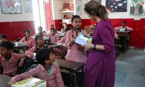 यूपी के प्राइमरी स्कूलों में सर्दी की छुट्टियों से पहले बड़ा आदेश, इस तारीख तक चकाचक करने होंगे स्कूल