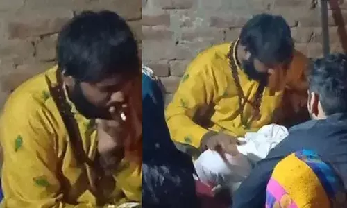 लो जी अब सिगरेट वाले बाबा...धुएं से करते हैं इलाज, भक्तों की लगती है कतार, जरा जान लें बाबा और उसके दरबार को