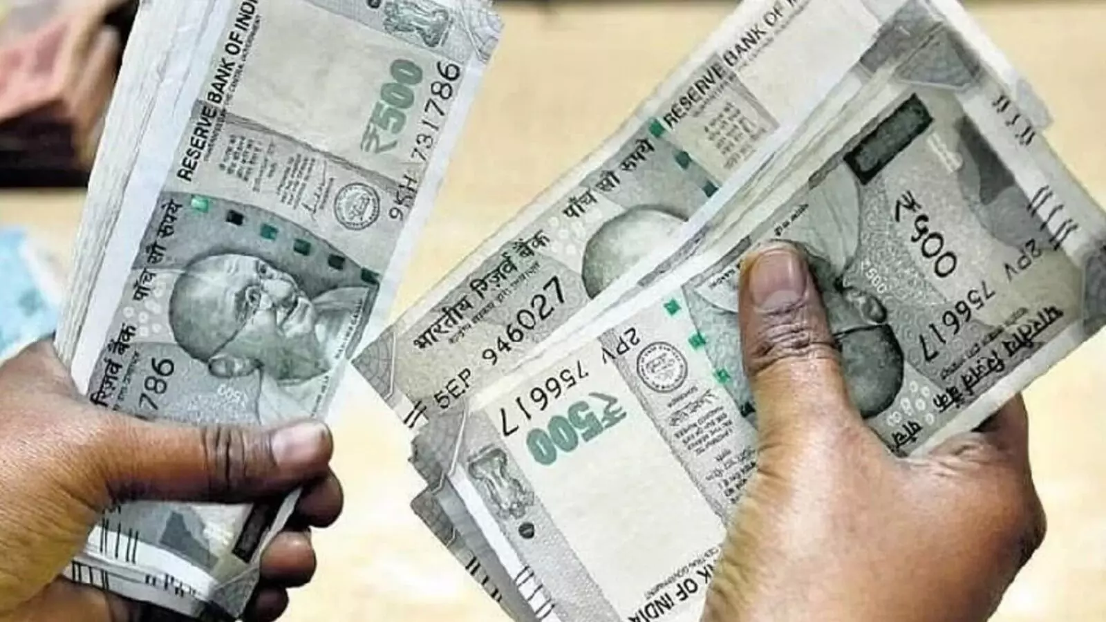 आज से बदले ये नियम! LPG से लेकर UPI और PAN तक लागू होंगे ये 7 बड़े नियम, देखें पूरी लिस्ट