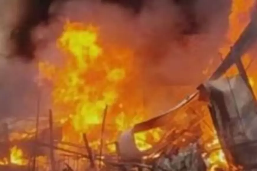 नये साल पर हिमाचल के सोलन में थाने के पास भीषण ब्लास्ट! चकनाचूर हुए इमारतों के शीशे, जाचं जारी नये साल पर हिमाचल के सोलन में थाने के पास भीषण ब्लास्ट! चकनाचूर हुए इमारतों के शीशे, जाचं जारी