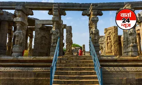 भारत का एक ऐसा मंदिर जहां जमीन से आधा इंच ऊपर हवा में लटका हुआ है खंभा, जानें यहां कैसे होती है पूजा