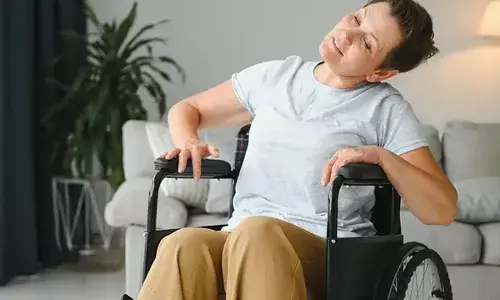 सर्दी में पैरालिसिस का खतरा अधिक क्यों होता है? जानें इसके कारण और बचाव के उपाय...