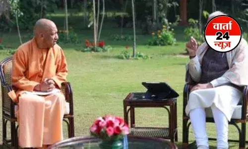 सीएम योगी ने पीएम मोदी से की मुलाकात! मंत्रिमंडल विस्तार से पहले यह मीटिंग बेहद खास...