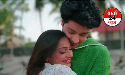 आखिरकार महाकुंभ मेला में माला बेचने वाली मोनालिसा को सोशल मीडिया ने बना दिया हिरोइन, दिल जानिया में स्मर्थ मेहता के साथ इश्क फरमाती आएंगी नजर