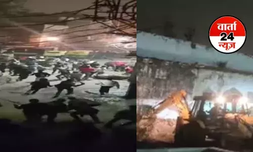 दिल्ली के तुर्कमान गेट इलाके में बुलडोजर एक्शन पर अब सियासत! भाजपा और सपा के नेता आमने सामने