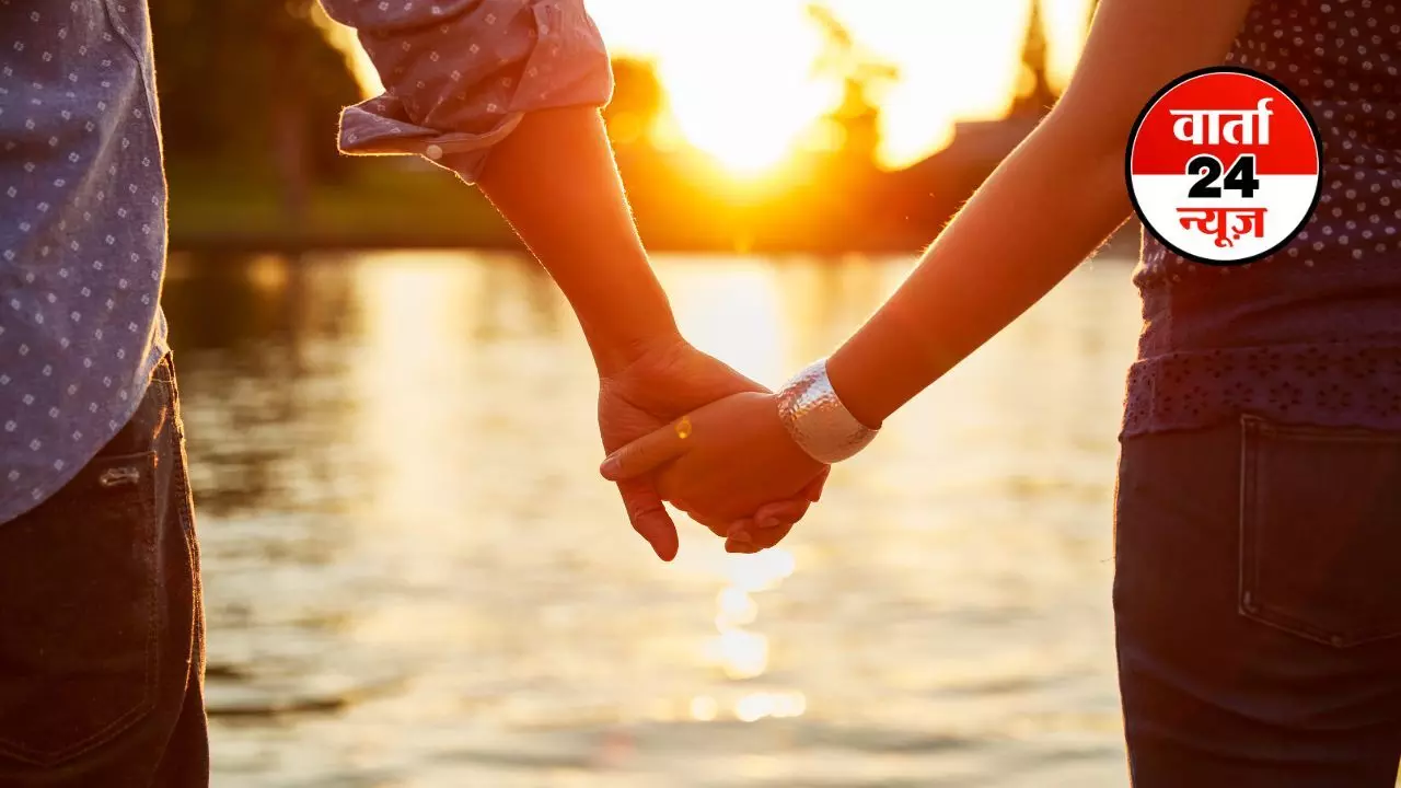 क्यों लड़कों को अपने से बड़ी उम्र की लड़कियों से हो जाता है प्यार? जानें भावनाओं का केमिकल लोचा क्यों लड़कों को अपने से बड़ी उम्र की लड़कियों से हो जाता है प्यार? जानें भावनाओं का केमिकल लोचा