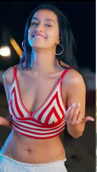 मैं ये विवाह करूंगी...श्रद्धा कपूर ने फैंस के सवाल का दिया मजेदार जवाब, सुन-फैंस हुए गदगद मैं ये विवाह करूंगी...श्रद्धा कपूर ने फैंस के सवाल का दिया मजेदार जवाब, सुन-फैंस हुए गदगद