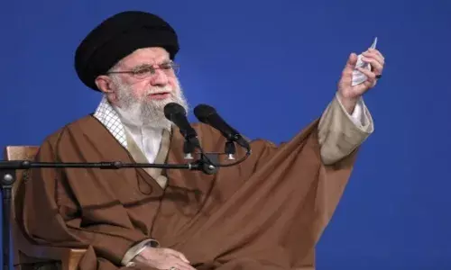 ईरान नहीं झुकेगा, खामेनेई का देश के नाम संबोधन! कहा- दुश्मन भुगतेगा भारी खामियाजा...