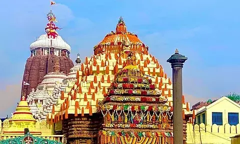 रहस्यों से भरे है जगन्नाथ मंदिर के 4 दरवाजे, जानें किस दरवाजे पर कौन से देवता का है वास? रहस्यों से भरे है जगन्नाथ मंदिर के 4 दरवाजे, जानें किस दरवाजे पर कौन से देवता का है वास?
