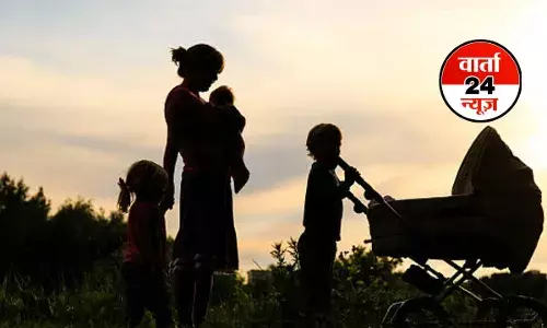 अपनी घटती जनसंख्या से परेशान अखिल भारतीय माहेश्वरी समाज ने किया यह ऐलान! तीसरी संतान को जन्म देने पर दी जाएगी इतनी प्रोत्साहन राशि अपनी घटती जनसंख्या से परेशान अखिल भारतीय माहेश्वरी समाज ने किया यह ऐलान! तीसरी संतान को जन्म देने पर दी जाएगी इतनी प्रोत्साहन राशि