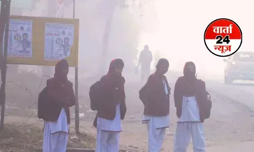 प्रचंड ठंड को देखते हुए गाजियाबाद में अब मकर संक्रांति के बाद इन कक्षाओं के खुलेंगे स्कूल, बड़े बच्चों के लिए आज से बदला स्कूल टाइम