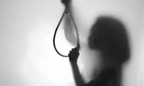 मां के प्रति बेटे की सहानभूति पत्नी नहीं कर पाई बर्दाश्त!इस तरह से दे दी जान कि जानकर हो जाएंगे हैरान...