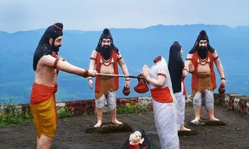 परशुराम ने काट दिया था अपनी माता का गला! फिर पिता से मांगे तीन वरदान, जानें क्या है कहानी