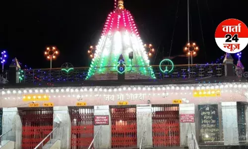 आदिशक्ति का ऐसा मंदिर जहां उनकी पूजा मां शारदा के रूप में होती है, जानें कहां है यह स्थित