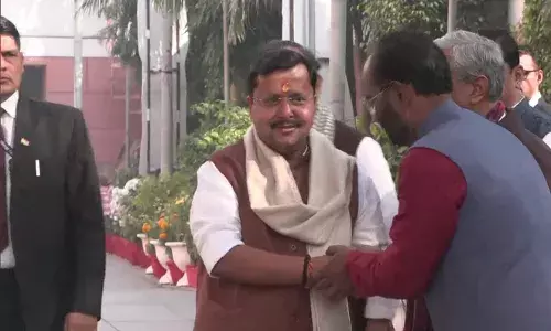 भाजपा मुख्यालय पहुंचे नितिन नबीन, अब तक पहुंचे ये बड़े नेता, थोड़ी देर में पीएम का आगमन