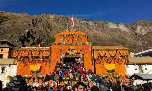 आज घोषित होगी बदरीनाथ धाम के कपाट खुलने की तिथि, नरेंद्रनगर राजदरबार पहुंचेगी यात्रा आज घोषित होगी बदरीनाथ धाम के कपाट खुलने की तिथि, नरेंद्रनगर राजदरबार पहुंचेगी यात्रा