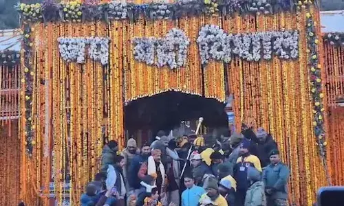 इस दिन खुलेंगे बदरीनाथ धाम के कपाट, तारीख की आधिकारिक घोषणा हुई, जानें समय इस दिन खुलेंगे बदरीनाथ धाम के कपाट, तारीख की आधिकारिक घोषणा हुई, जानें समय