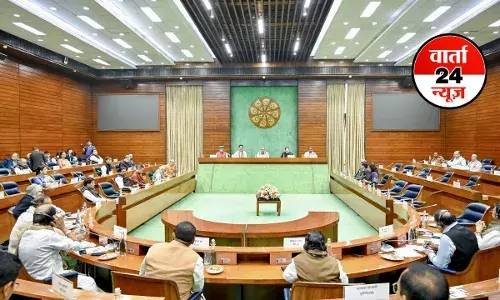 बजट सत्र से पहले सरकार की सियासी सहमति बनाने की कवायद तेज! केंद्र सरकार ने इस दिन बुलाई सर्वदलीय बैठक