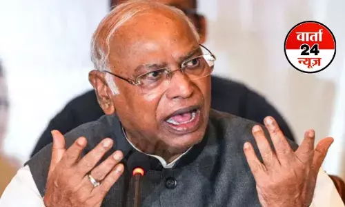 Ajit Pawar Plane Crash: अजित पवार की निधन पर देश में सियासत शुरू, ममता बनर्जी के बाद अब खरगे ने की यह मांग