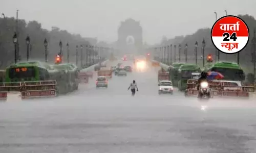 Delhi-NCR में अभी बारिश से नहीं मिलेगी राहत! IMD ने जारी की येलो अलर्ट, जानें कब तक बरसेंगे बदरा