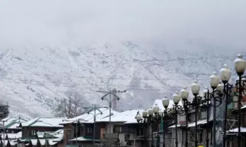 दिल्ली एनसीआर में बारिश की संभावना, पहाड़ी इलाकों में बर्फबारी से फिर बदलेगा मौसम दिल्ली एनसीआर में बारिश की संभावना, पहाड़ी इलाकों में बर्फबारी से फिर बदलेगा मौसम