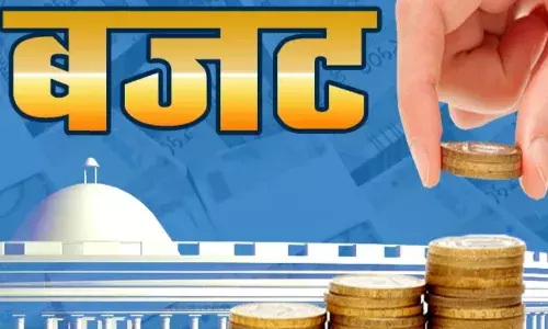 वित्त मंत्री निर्मला सीतारमण आज बजट पेश करेंगी, कारोबारियों की नजर इस बजट पर टिकी