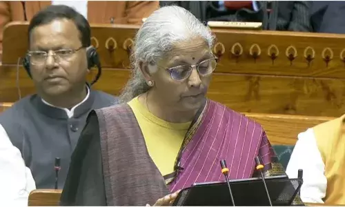 बजट के बाद निर्मला सीतारमण का बयान! कहा -हम विकसित भारत की दिशा की ओर हैं अग्रसर...
